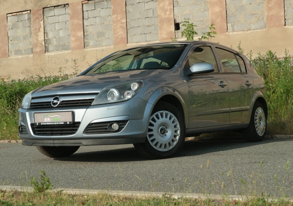 Opel Astra cena 14500 przebieg: 117500, rok produkcji 2004 z Józefów małe 497